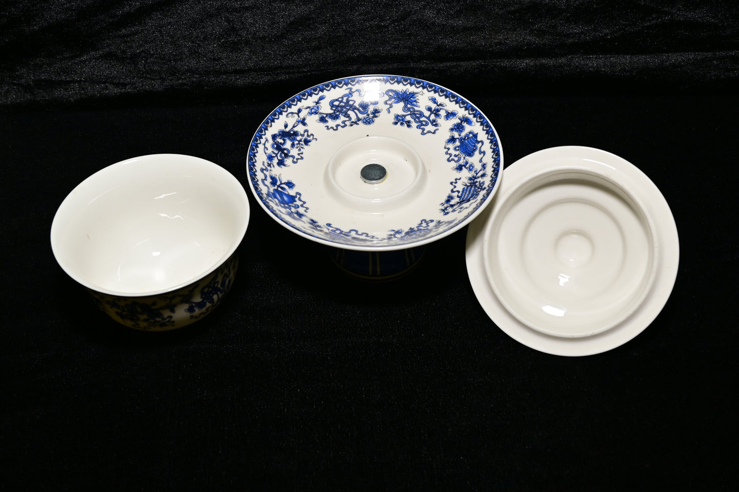 Traditional Ceramic Offering Bowl with Lid and Stand