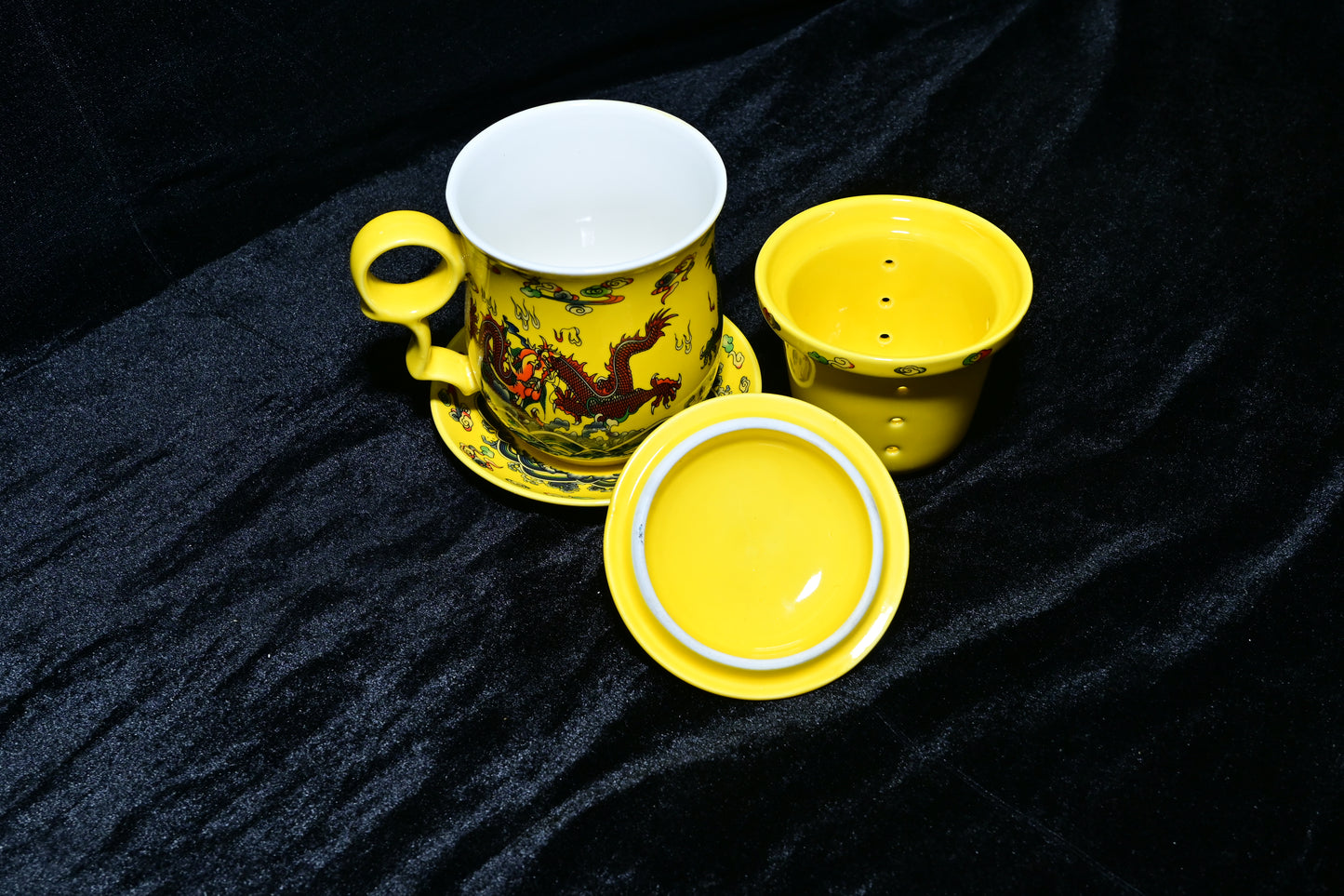 Traditional Dragon Design Ceramic Tea Mug with Lid & Strainer