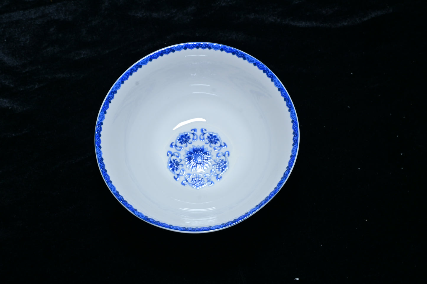 Blue & White Tibetan Auspicious Symbol Porcelain Bowl – Traditional Ceramic Ritual Bowl