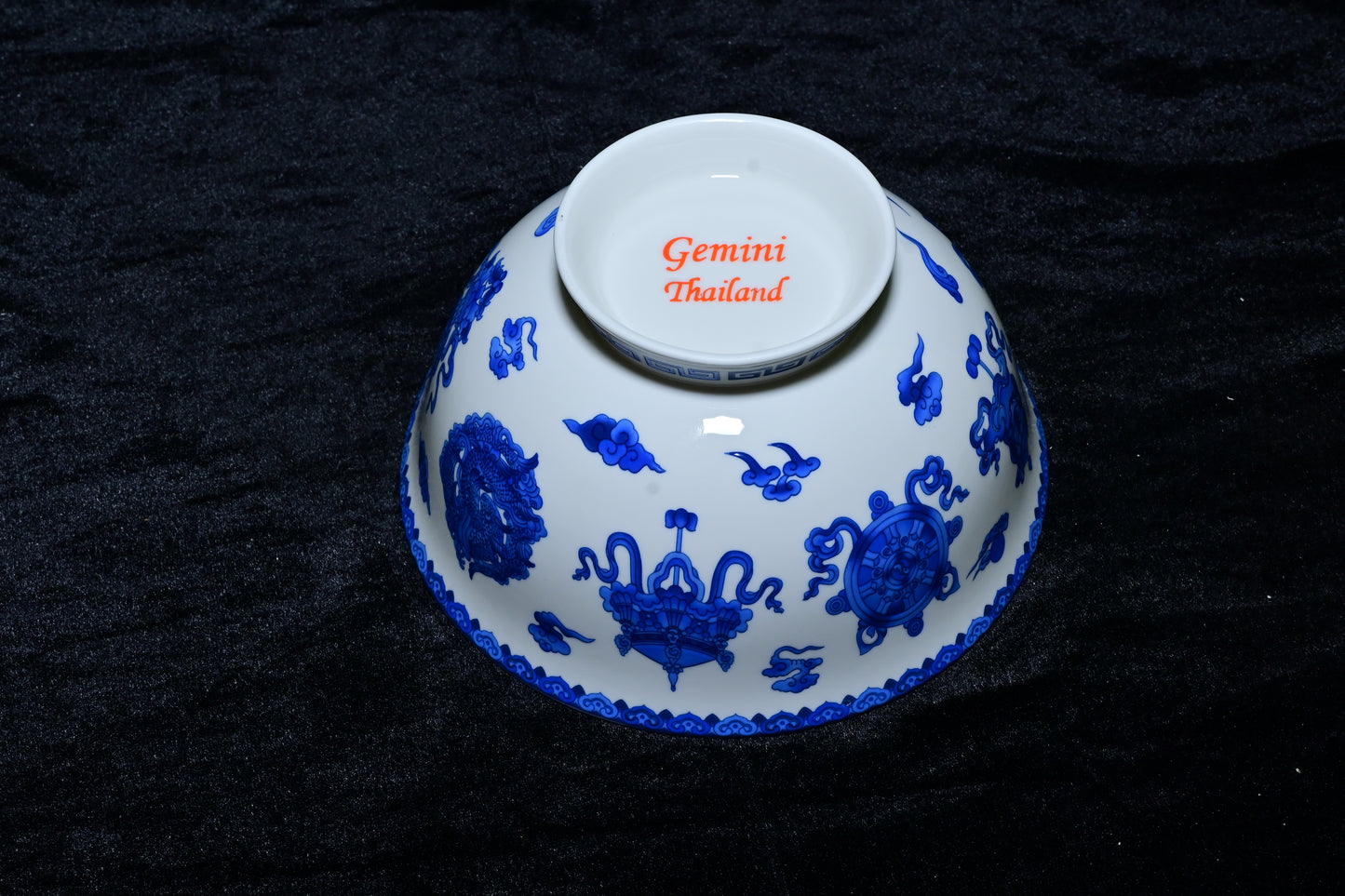 Blue & White Tibetan Auspicious Symbol Porcelain Bowl – Traditional Ceramic Ritual Bowl