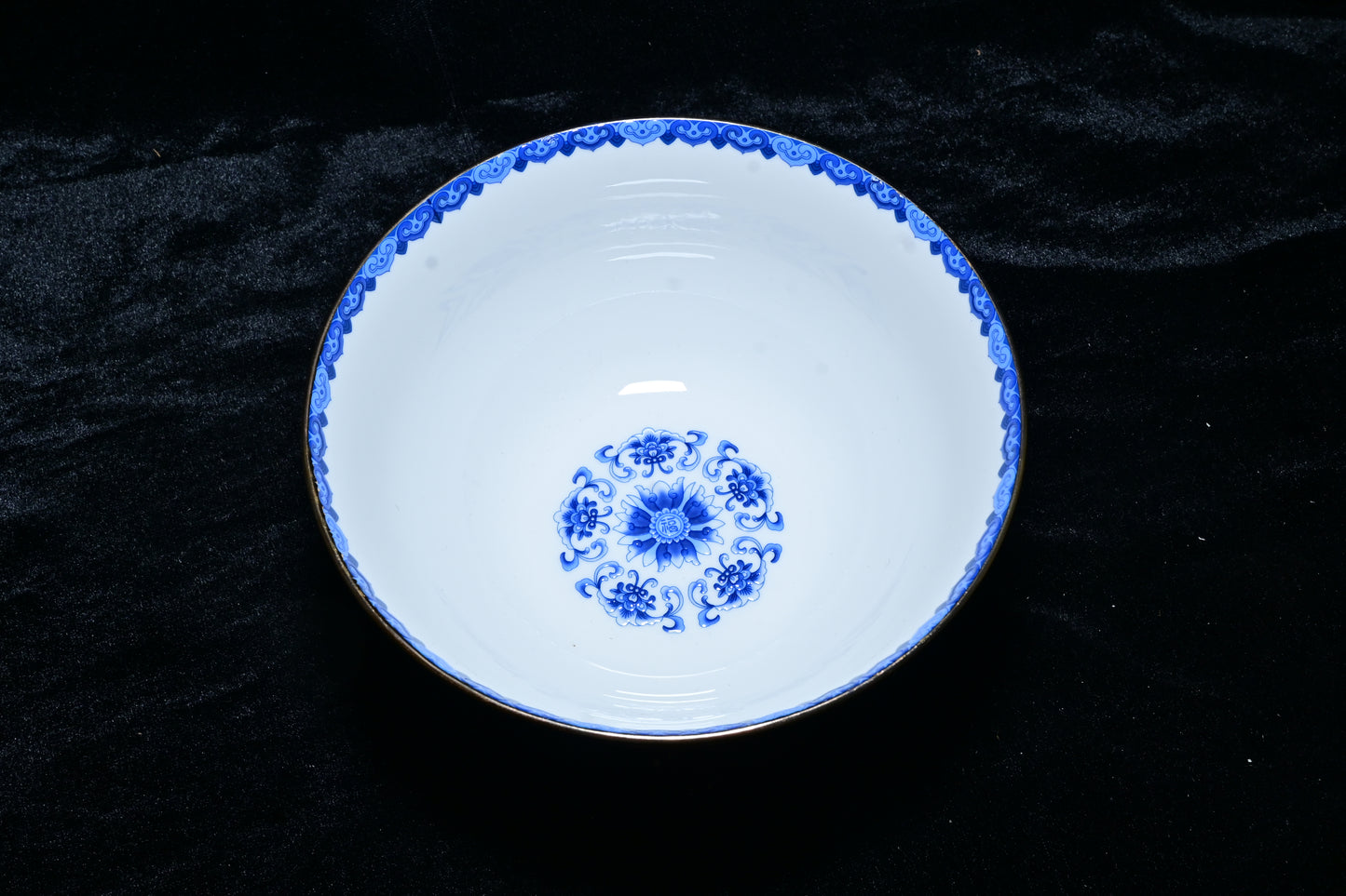 Blue Floral Vine Porcelain Bowl – Classic Oriental Ceramic Edition
