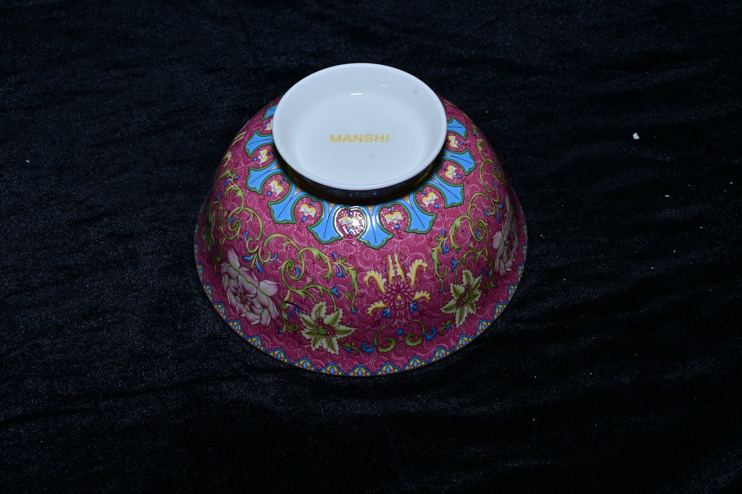 Imperial Lotus Porcelain Bowl – Golden Blossom Oriental Edition