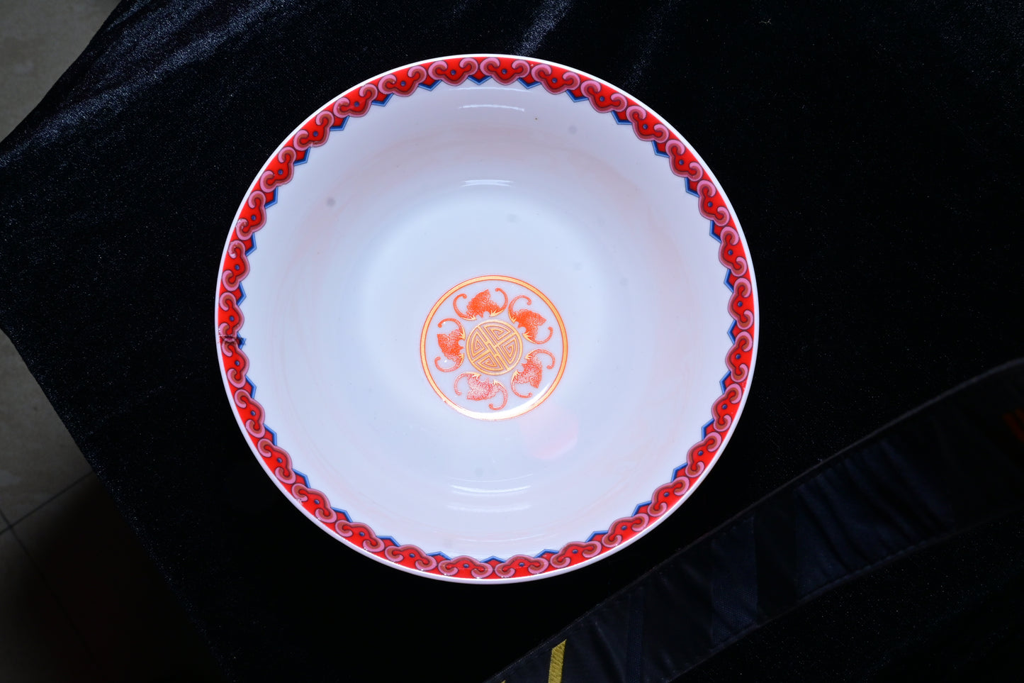 Orchid Thailand Handcrafted Porcelain Decorative Bowl – Traditional Asian Floral Motif