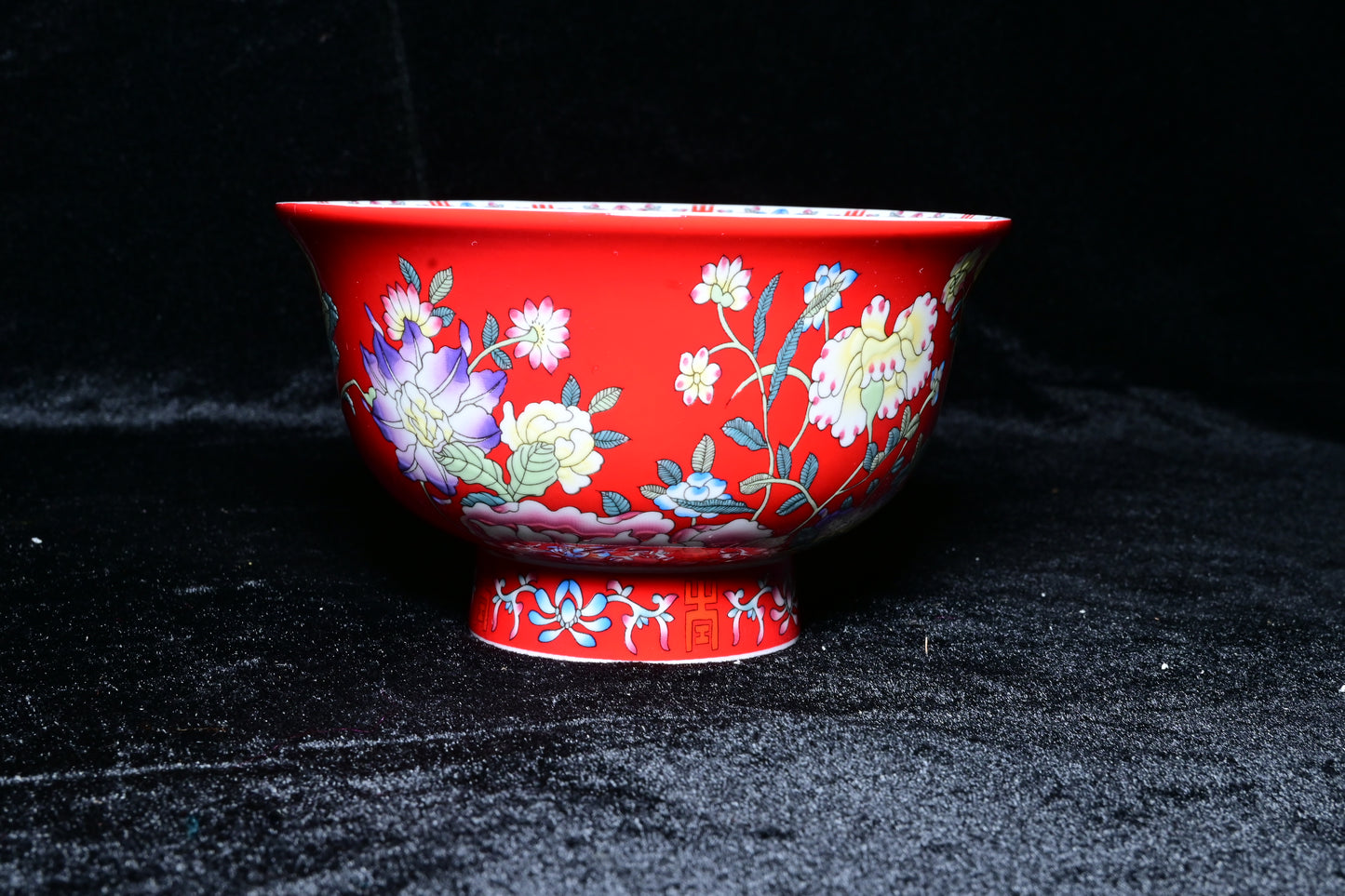 Gemini Thailand Black Floral Porcelain Decorative Bowl – Elegant Peony Edition