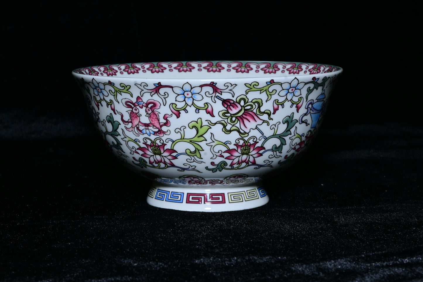 Imperial Floral Porcelain Bowl – Vibrant Oriental Lotus Edition