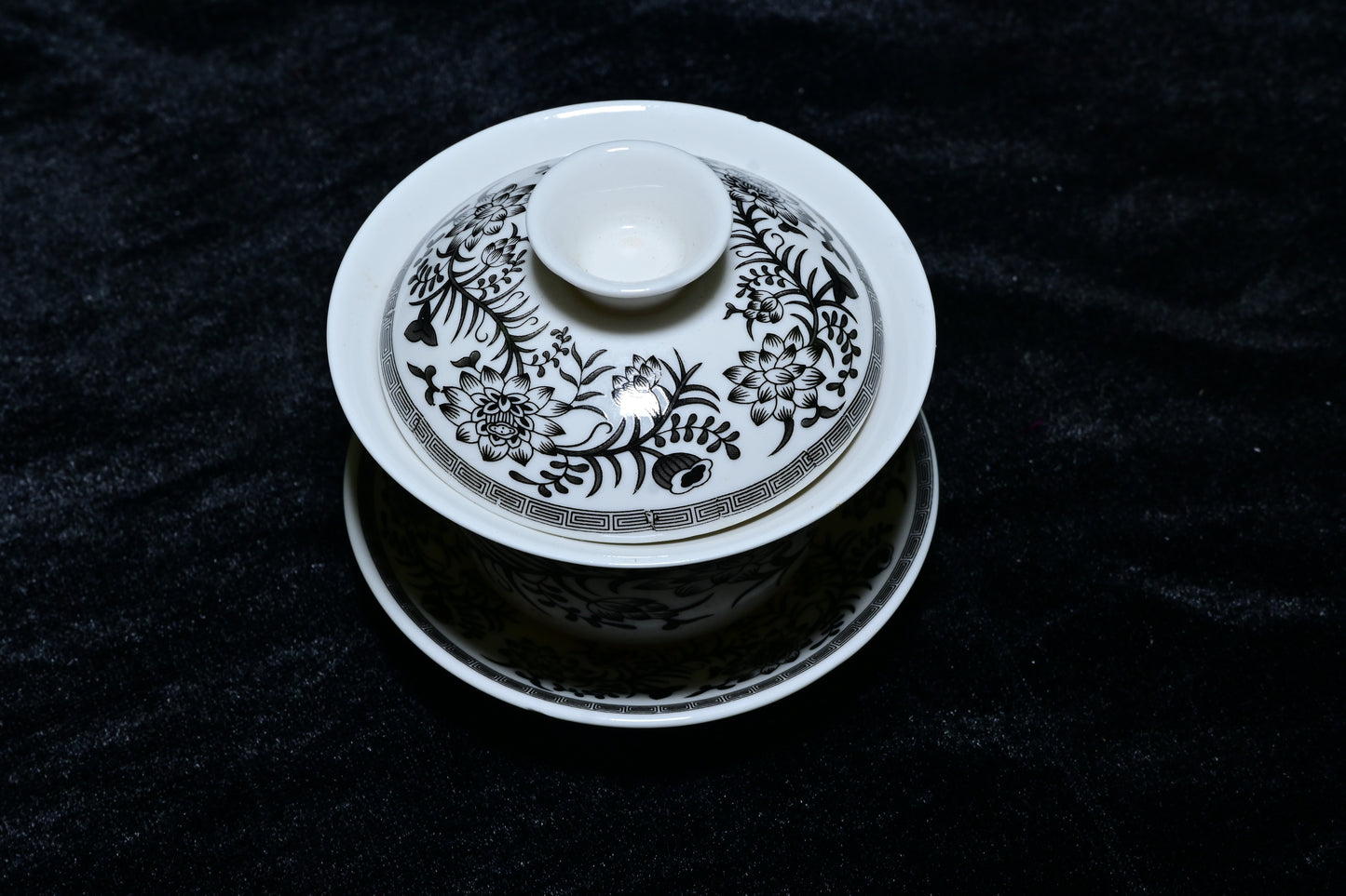 Floral Porcelain Gaiwan Tea Cup Set