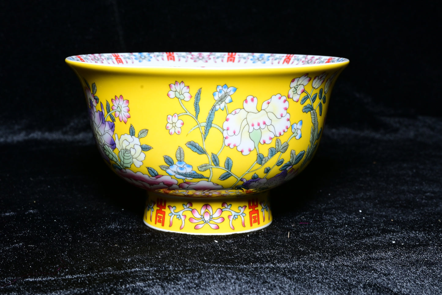Gemini Thailand Black Floral Porcelain Decorative Bowl – Elegant Peony Edition