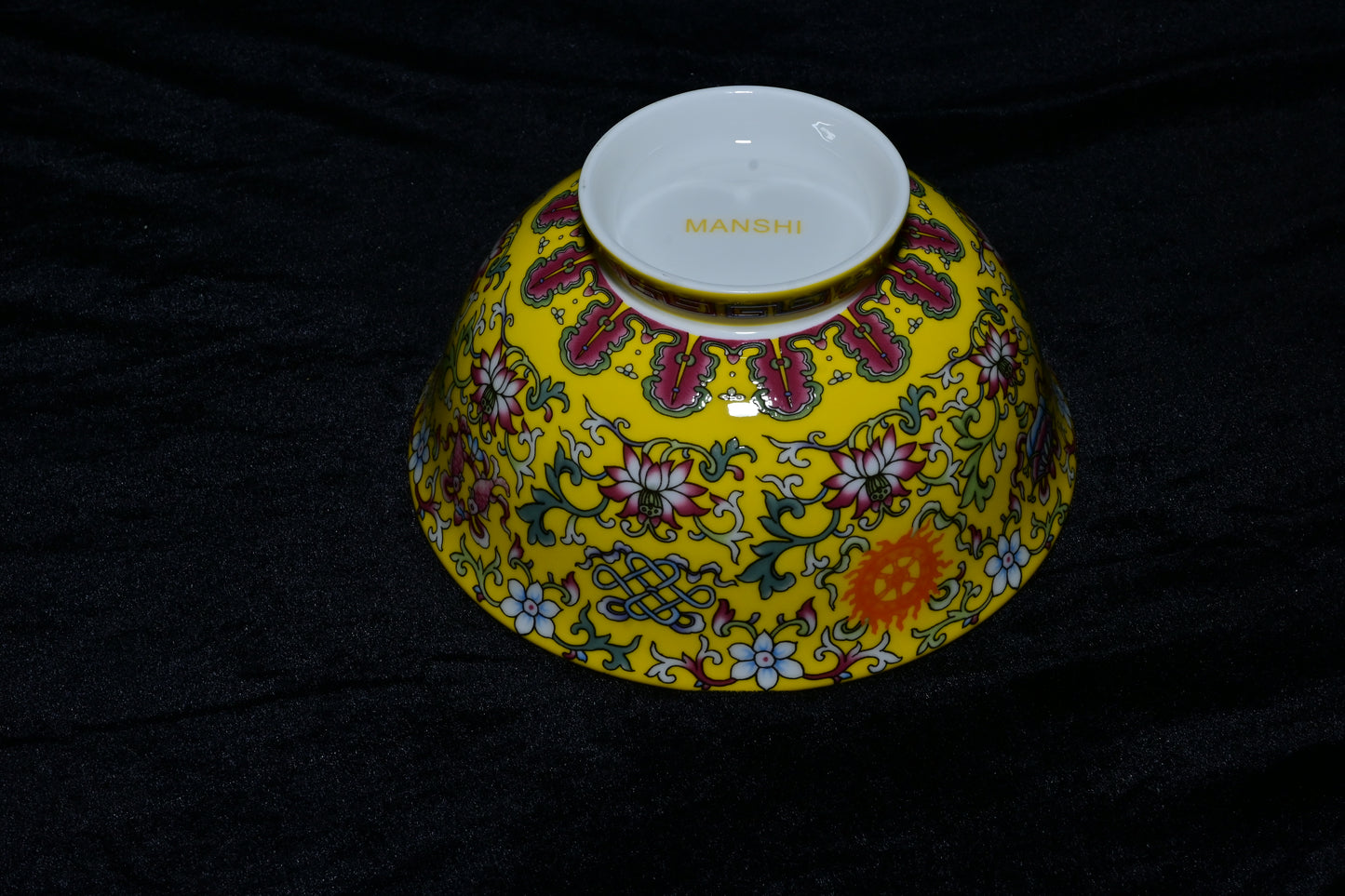 Imperial Floral Porcelain Bowl – Vibrant Oriental Lotus Edition