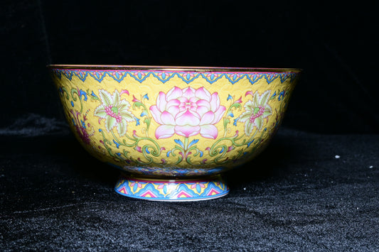 Imperial Lotus Porcelain Bowl – Golden Blossom Oriental Edition