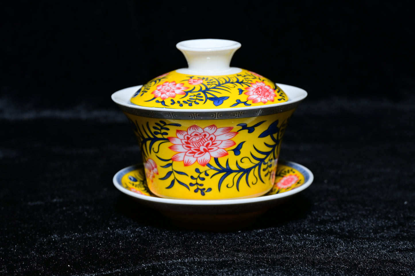 Floral Porcelain Gaiwan Tea Cup Set