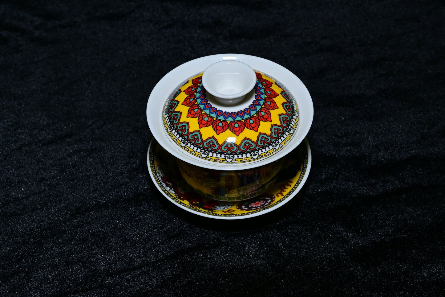 Yellow Dragon Porcelain Gaiwan Tea Cup Set