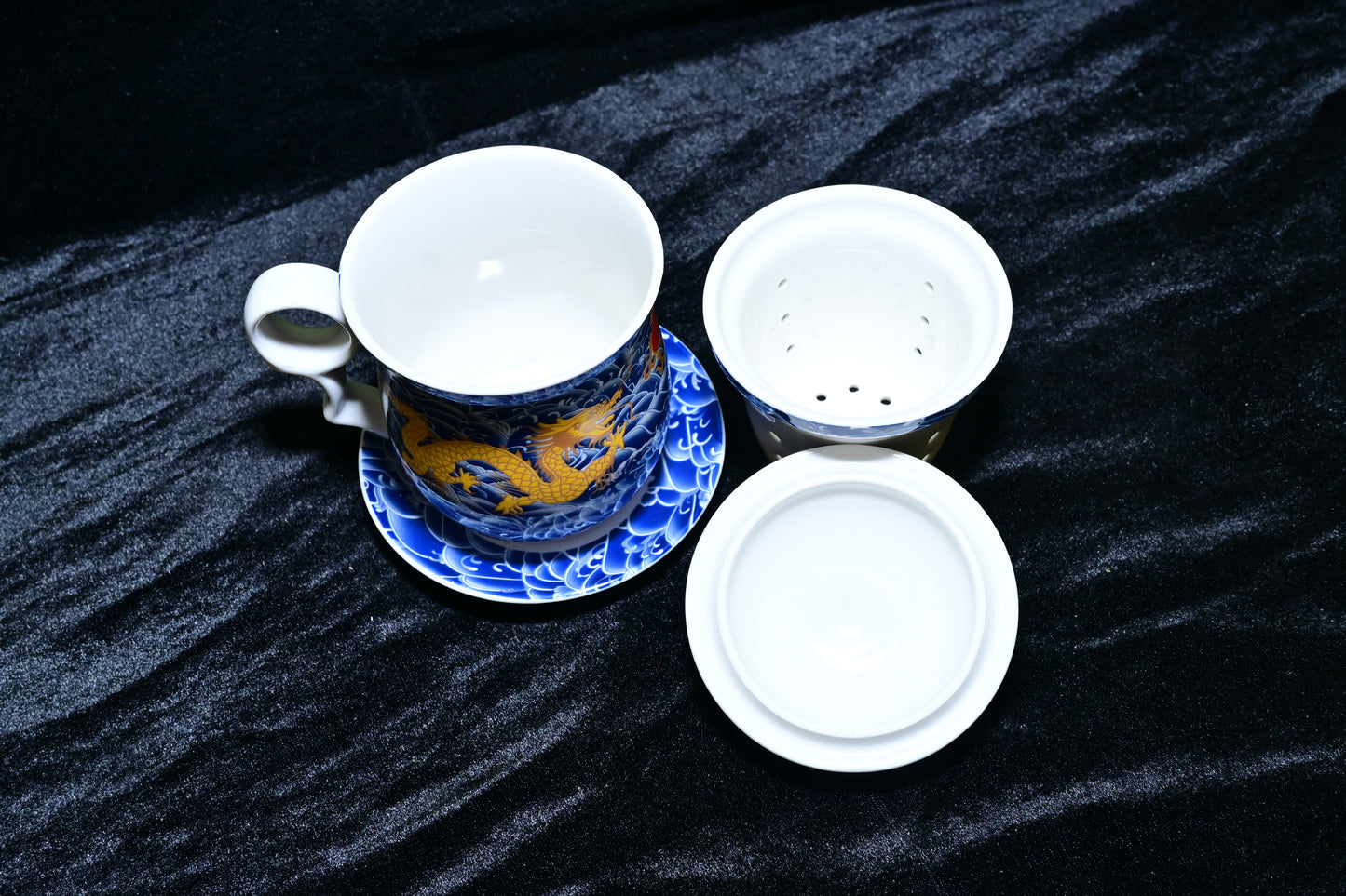 Traditional Dragon Design Ceramic Tea Mug with Lid & Strainer