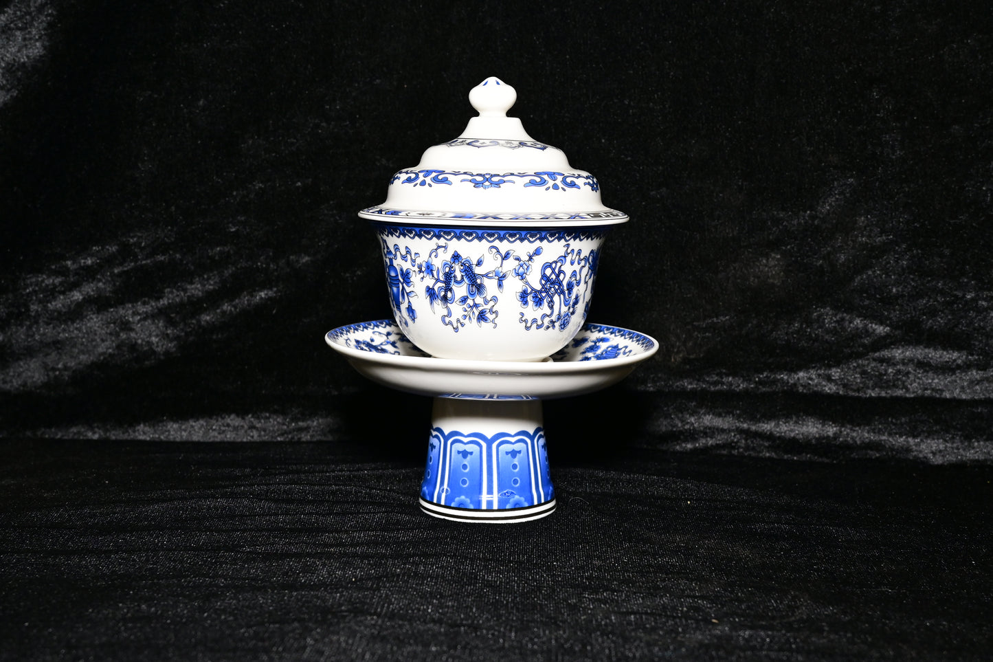 Traditional Ceramic Offering Bowl with Lid and Stand