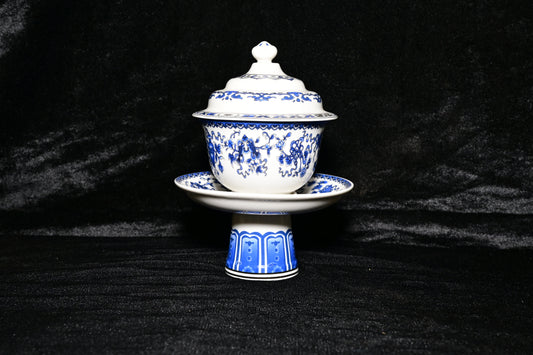 Traditional Ceramic Offering Bowl with Lid and Stand