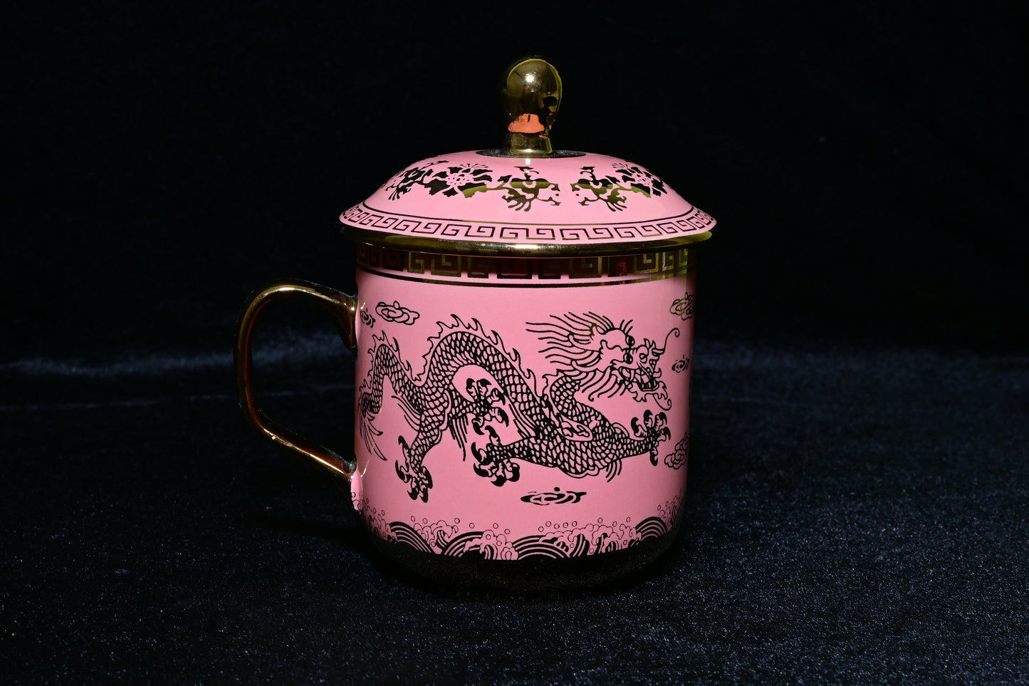 Dragon Design Ceramic Mug with Lid