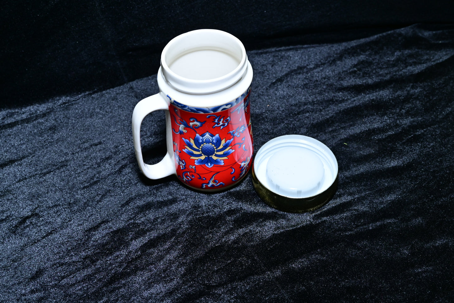 Floral Design Ceramic Mug with Lid