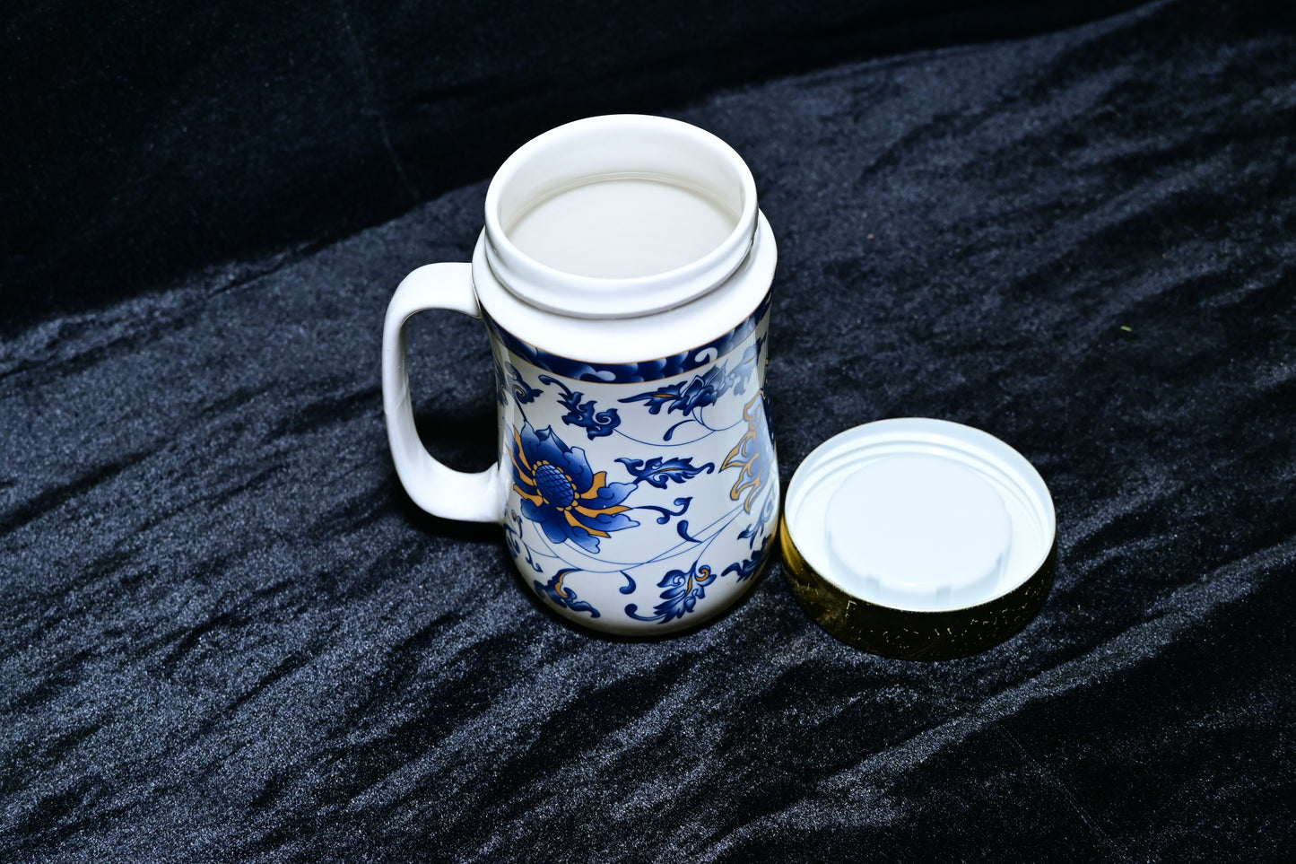 Floral Design Ceramic Mug with Lid