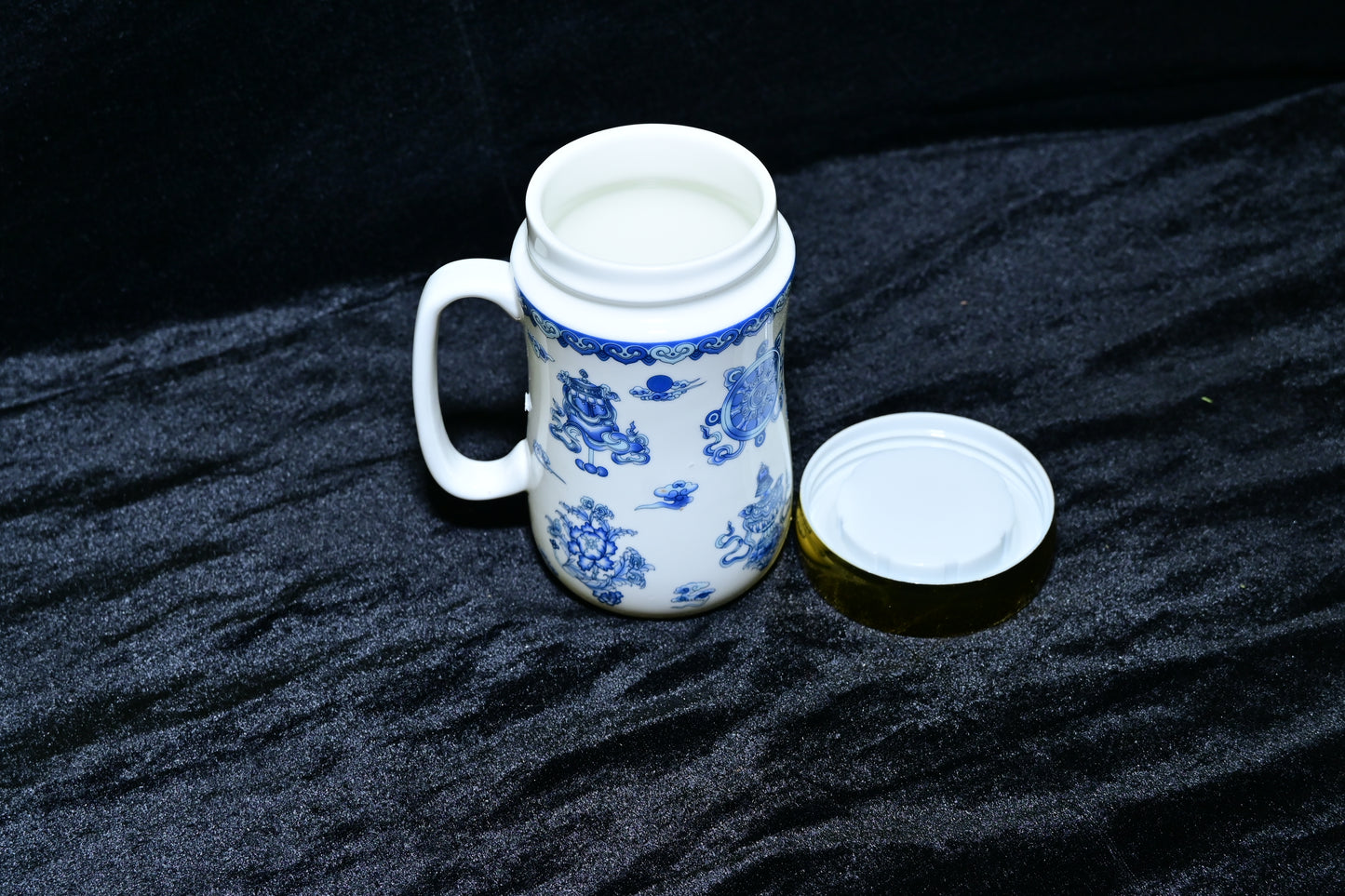 Floral Design Ceramic Mug with Lid