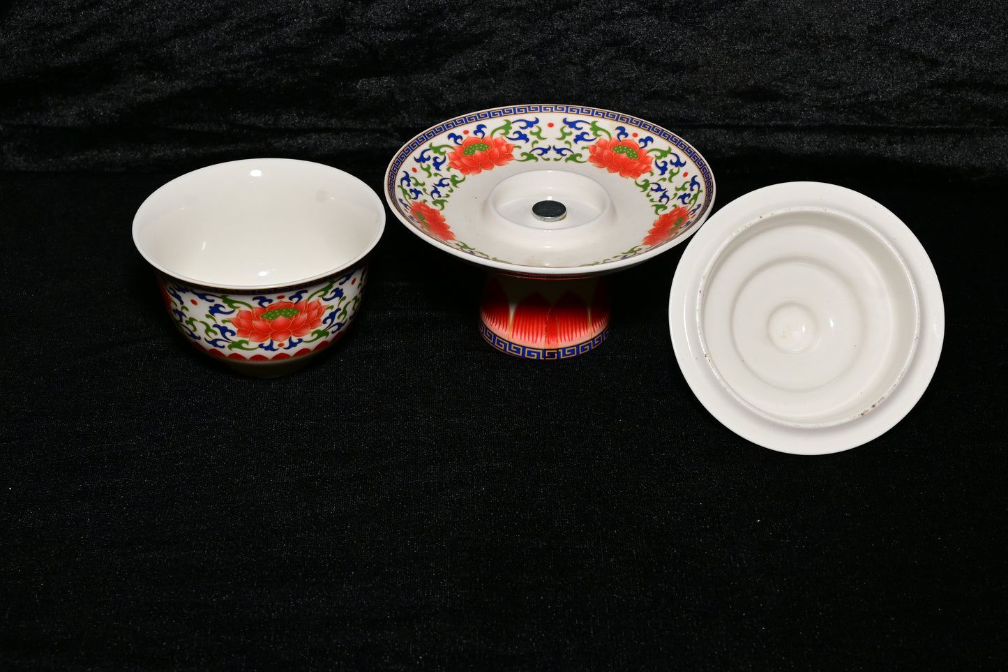 Traditional Ceramic Offering Bowl with Lid and Stand
