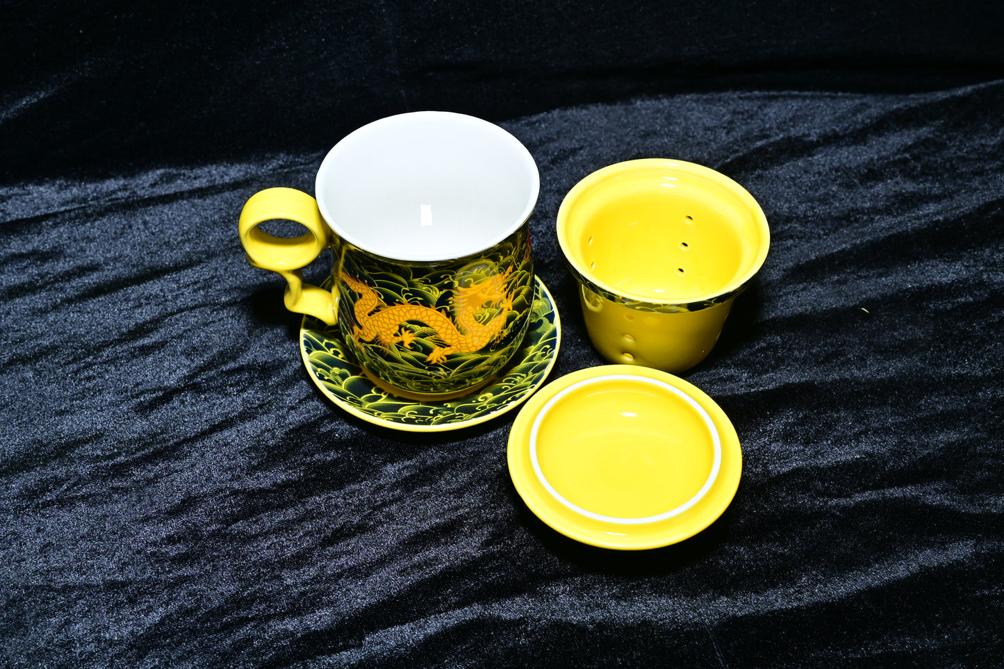 Traditional Dragon Design Ceramic Tea Mug with Lid & Strainer