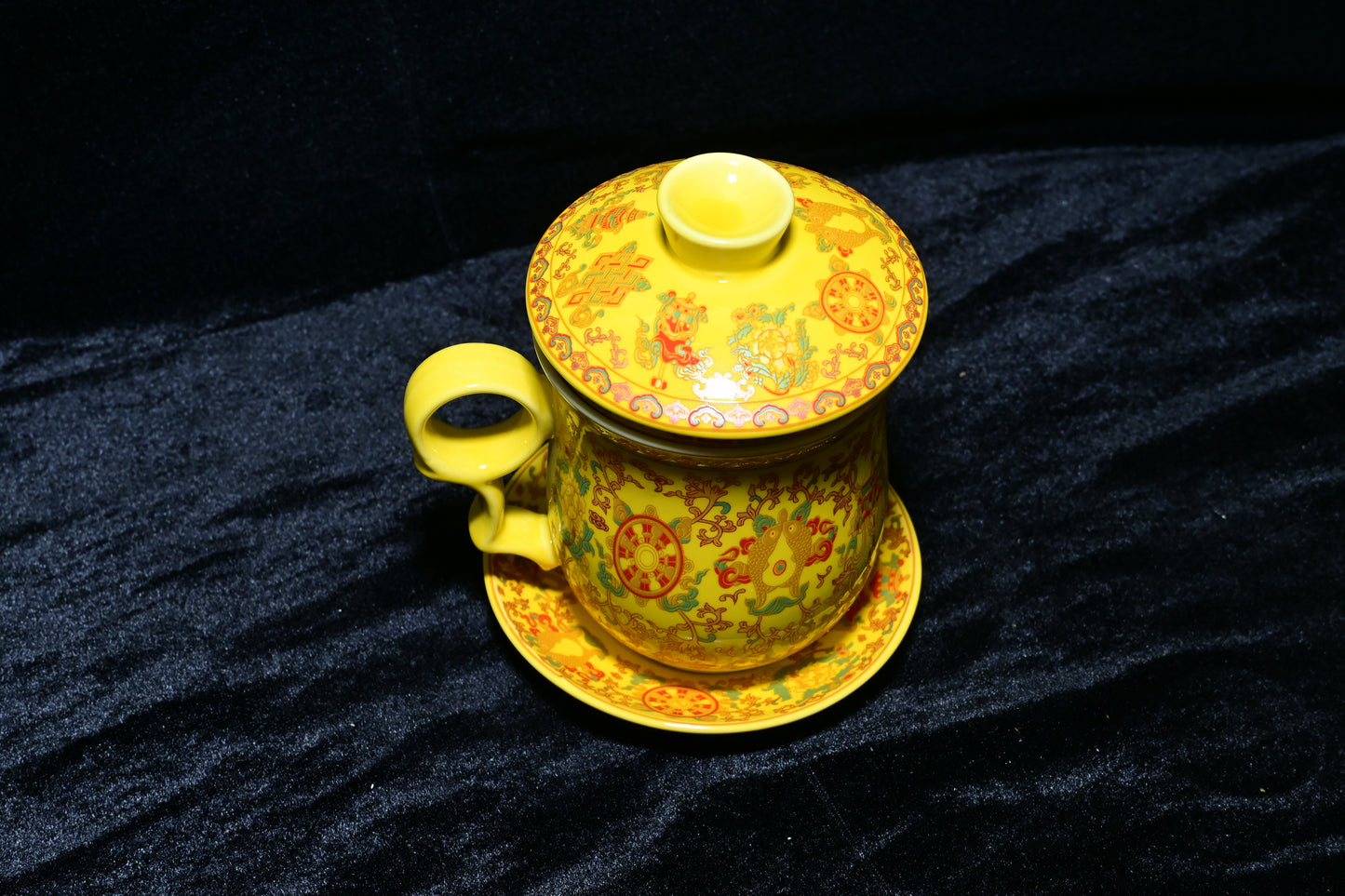 Traditional Tibetan Symbol Ceramic Tea Mug with Lid & Strainer