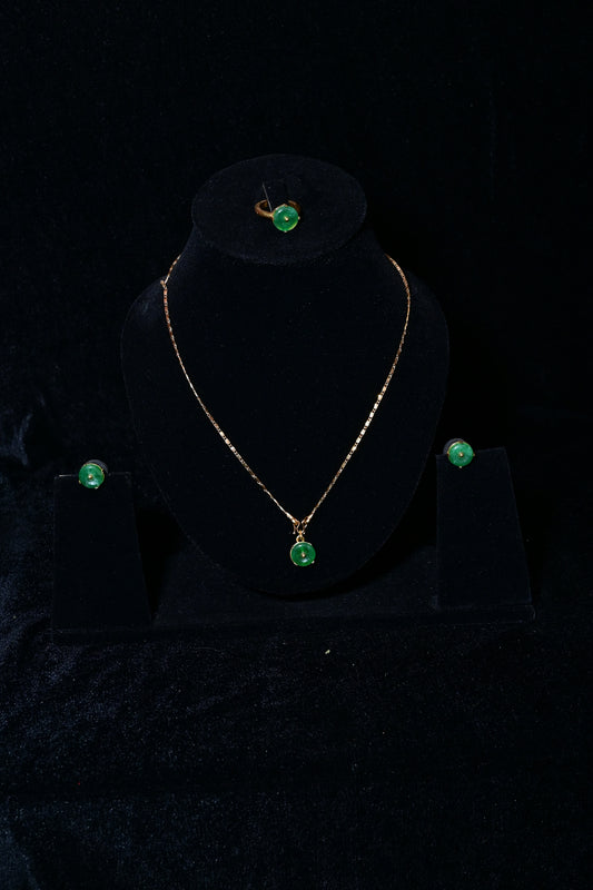 Green Jade Pendant Jewelry Set
