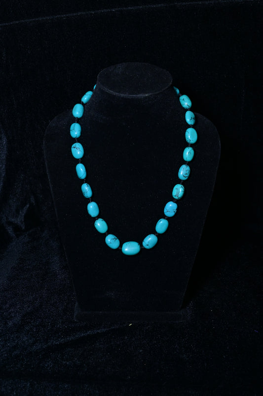 Handcrafted Turquoise Oval Bead Necklace