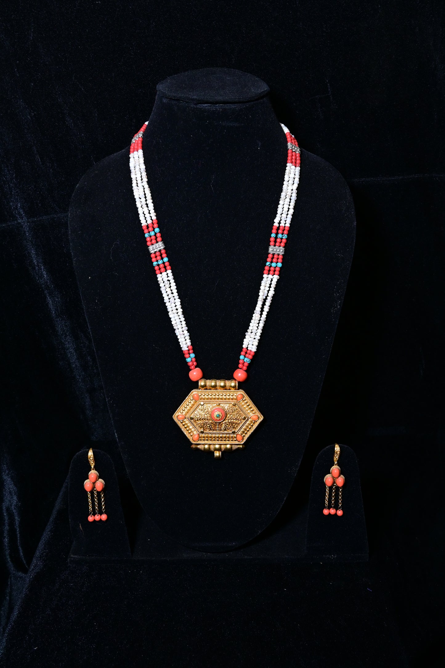 White Multi-Strand Tibetan Necklace Set with Hexagon Pendant