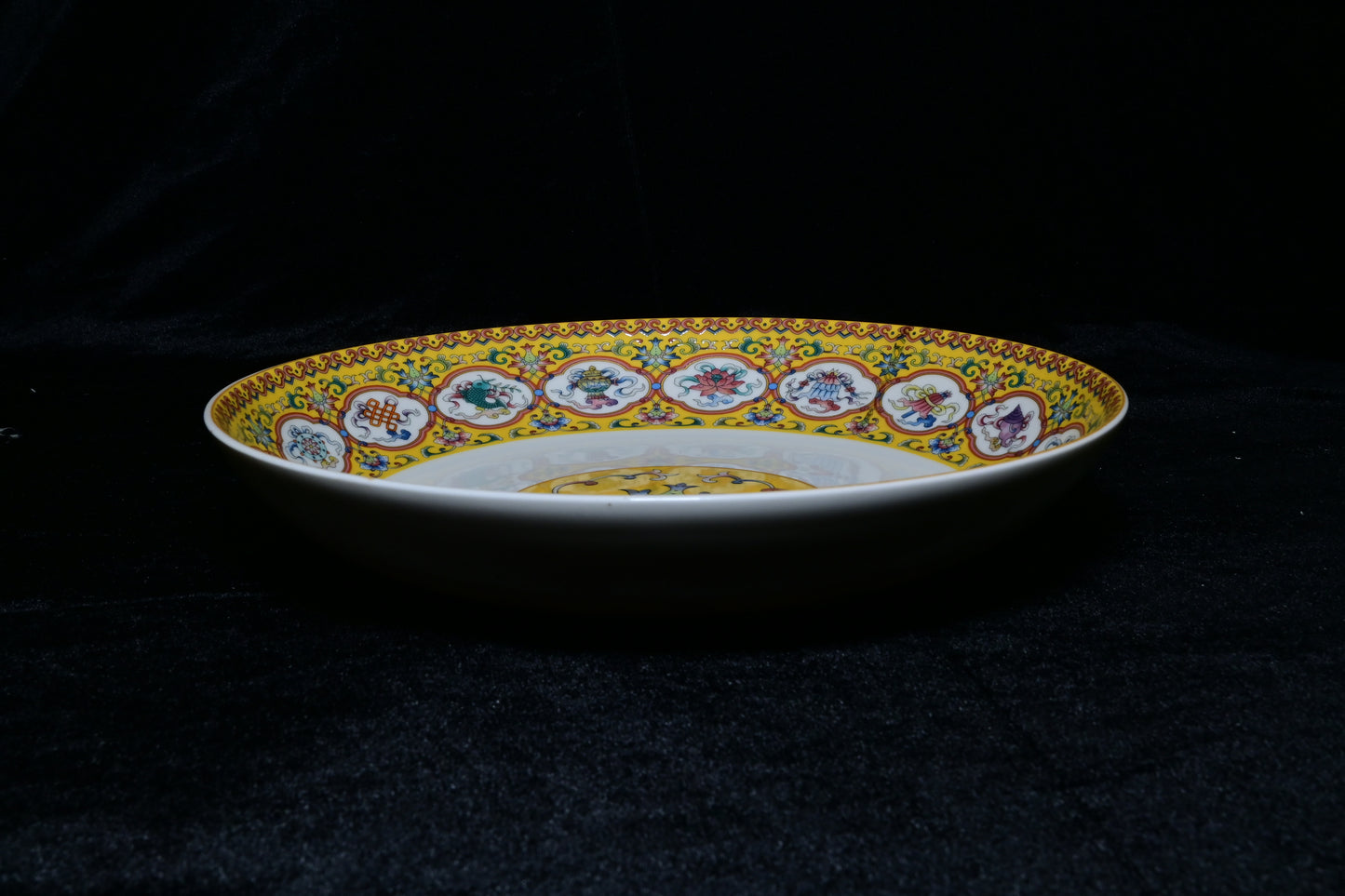 Tibetan Auspicious Symbol Ceramic Plate