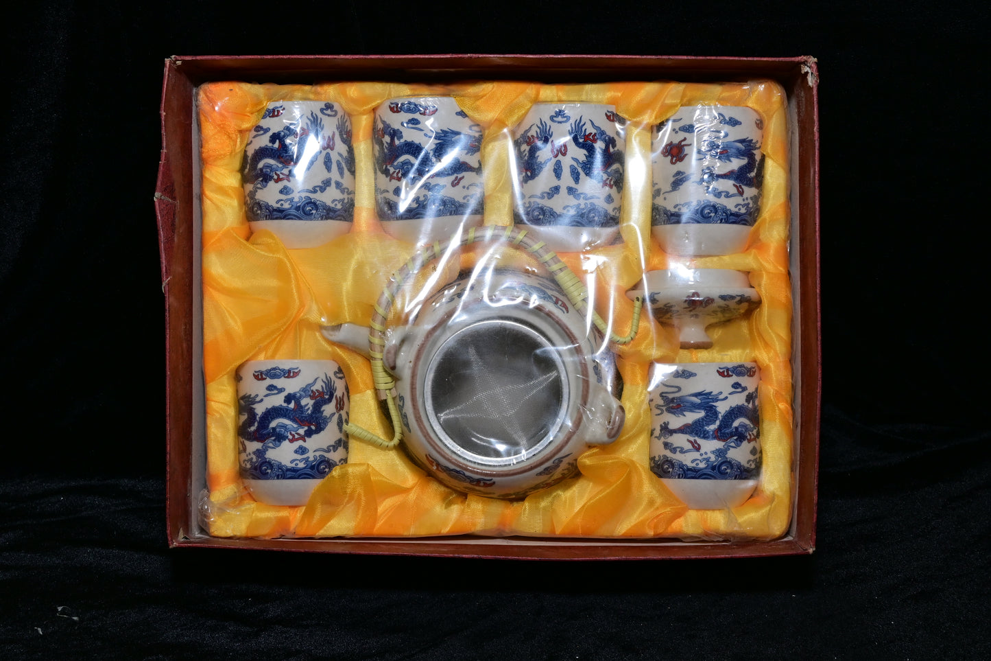 Dragon Design Ceramic Tea Set Gift Box