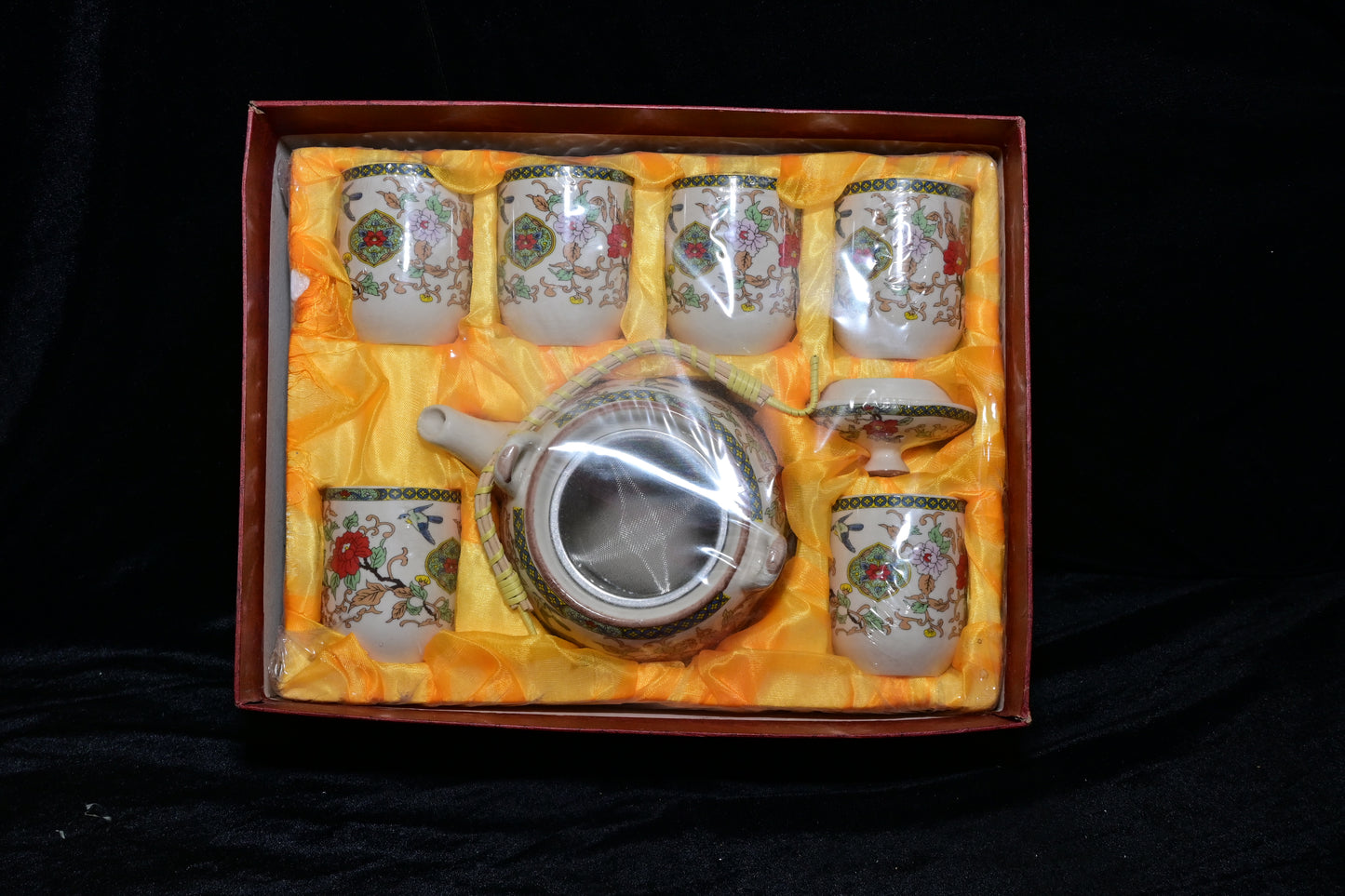 White Floral Ceramic Tea Set Gift Box