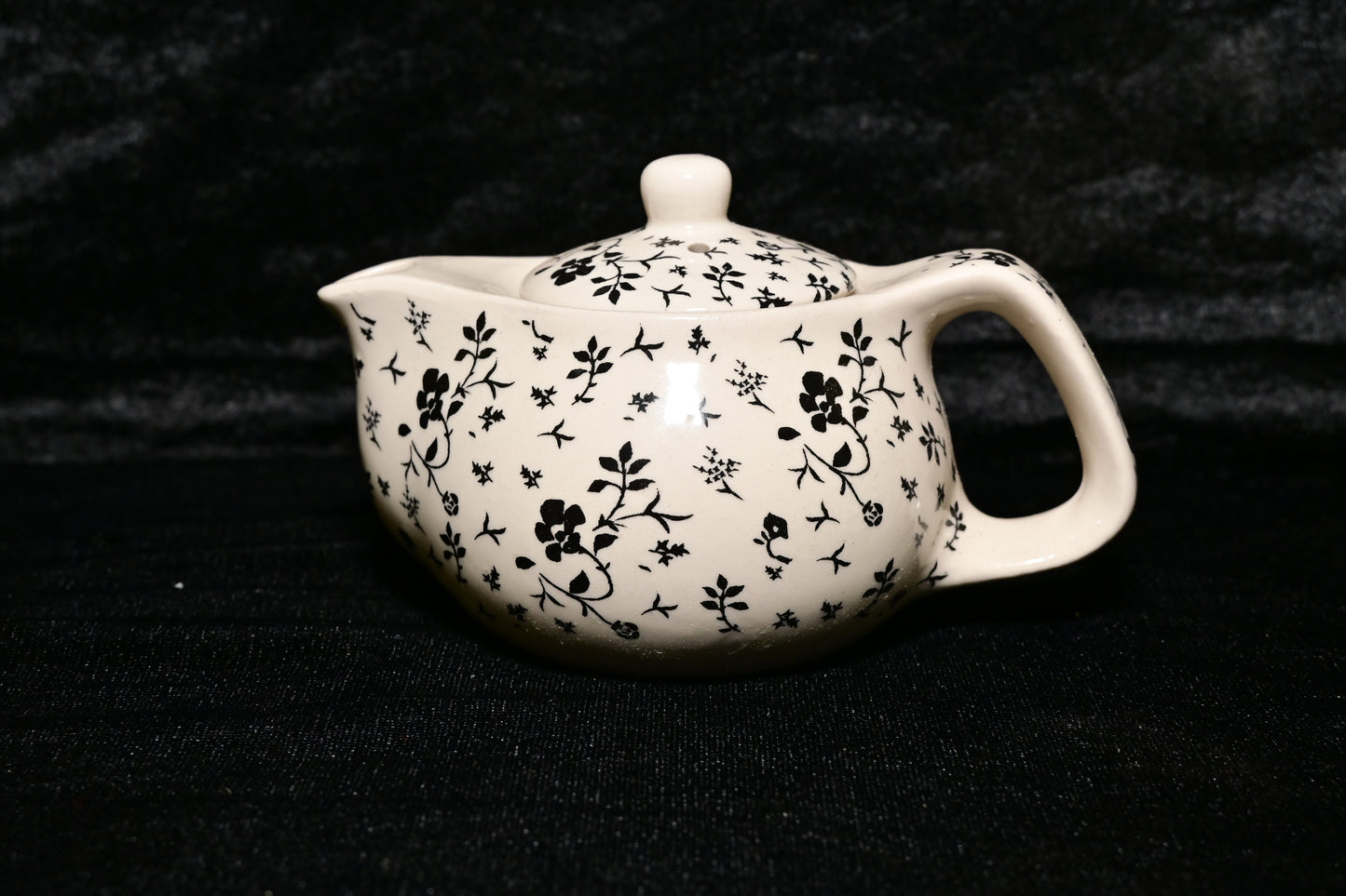Black Floral Ceramic Teapot with Infuser